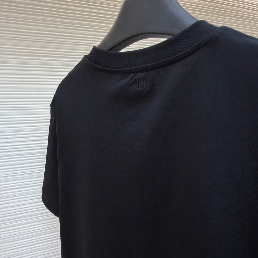 Ami Logo Embroidery Short-sleeve T-shirt - Picture 9 of 9
